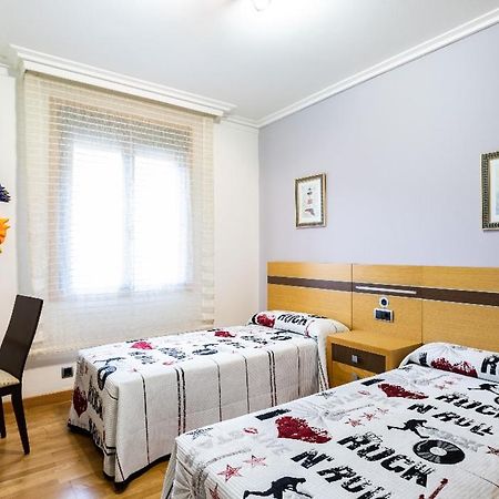 Piso Vacacional En La Playa De Rodeira Apartment Cangas do Morrazo Ngoại thất bức ảnh